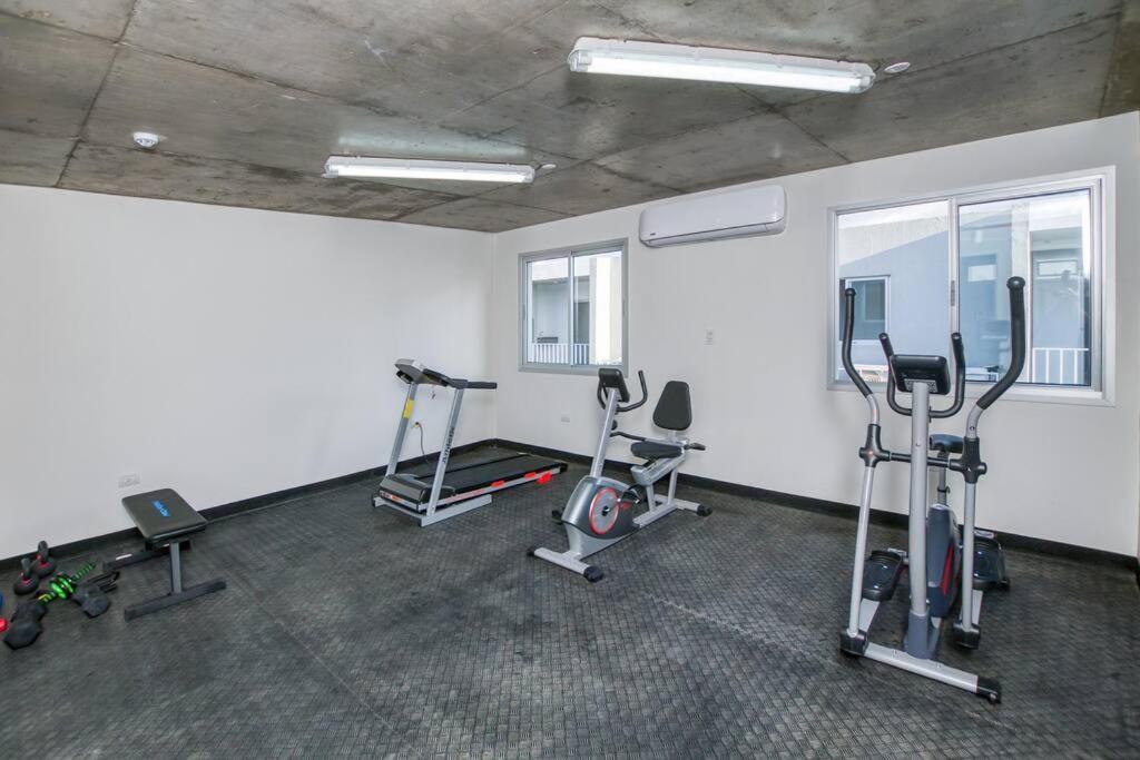 A Estrenar! Apartamento Con Pileta Zona Aeropuerto Wifi 200Mg أسونسيون المظهر الخارجي الصورة